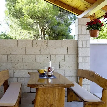 Holiday home Nina In Peroj - Haus Fuer 6 Personen